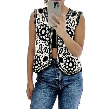 Imagem de Colete Feminino Floral de Crochê - Sem Mangas, com Botões - Estilo Vintage Fairycore