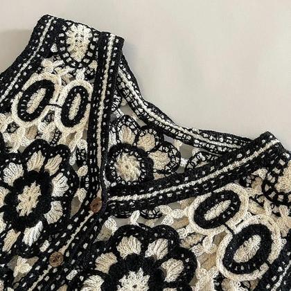 Imagem de Colete Feminino Floral de Crochê - Sem Mangas, com Botões - Estilo Vintage Fairycore