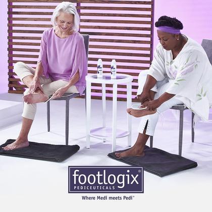 Imagem de Combinação de amaciador de calos para cuidados com os pés Footlogix com spray e lima