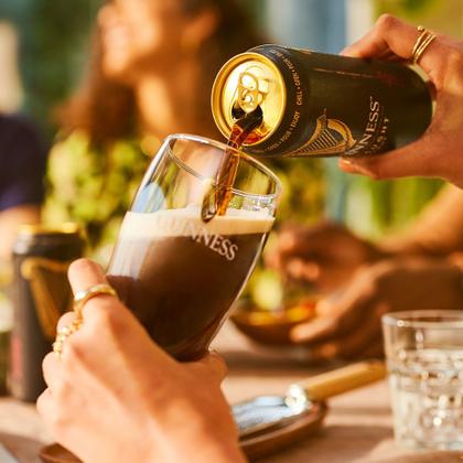 Imagem de Combo cerveja guinness draught in can - 6 unidades