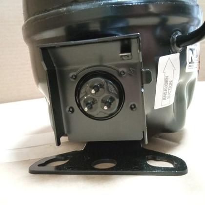 Imagem de Compressor 110V R600a 1/5 EM2P 70CLP W11516472 Embraco