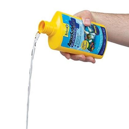 Imagem de Condicionador e Declorador de Água de Aquário Tetra AquaSafe Plus 500mL