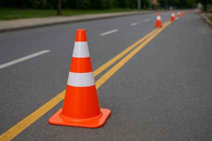 Imagem de Cone Fléxivel 75 Cm Laranja Tipo II Faixas Refletivas Kteli