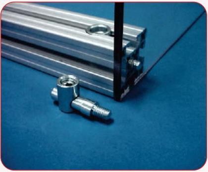 Imagem de Conector com Pino Roscado M8 Base 30