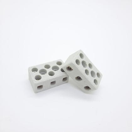 Imagem de Conector Porcelana Cerâmica Normal - Fertak Tamanho: Tripolar 10mmQuantidade: 60 unid Fertak - 8204