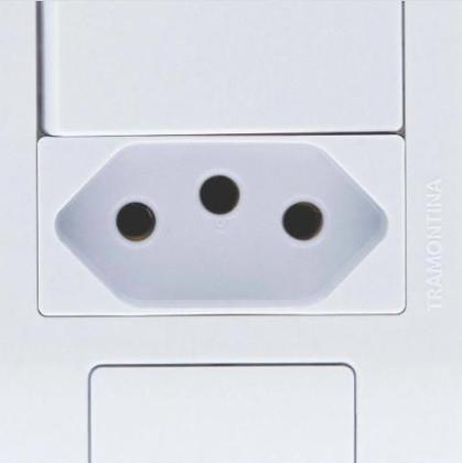 Imagem de Conjunto 2 Interruptores Simples   1 Tomada C/ Placa Mod. Aria 2P T 250V Cor: Branco 4 X 2 -TRAMONTINA