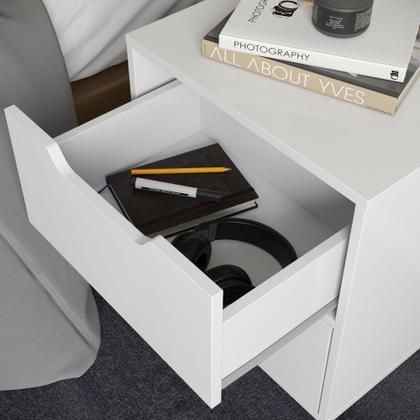 Imagem de Conjunto 2 Mesa De Cabeceira Estilo Retrô Pés Anti-Umidade Prime 2 Gavetas Com Prateleira