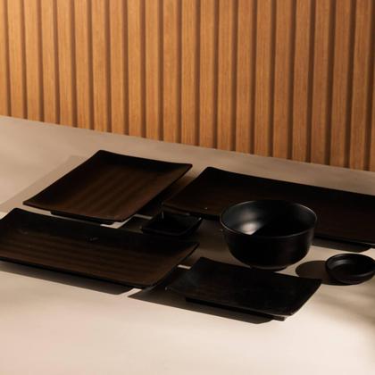 Imagem de Conjunto 2 Travessas Retangulares 24,5x16,5cm de Melamina Preto Lyor Comida Japonesa