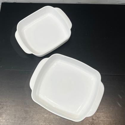 Conjunto 2 Travessas Retangulares de Vidro Branco 1,3L e 2L Opal / Tropical - Original Glass Imagem de Conjunto 2 Travessas Retangulares de Vidro Branco 1,3L e 2L Opal / Tropical