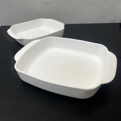 Conjunto 2 Travessas Retangulares de Vidro Branco 1,3L e 2L Opal / Tropical - Original Glass Imagem de Conjunto 2 Travessas Retangulares de Vidro Branco 1,3L e 2L Opal / Tropical
