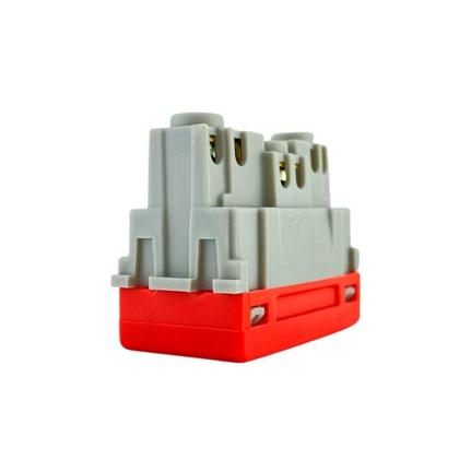 Imagem de Conjunto 3 Tomadas 3PT+T 20A 250V Baixa Baixa Vermelha com Tampa Preta