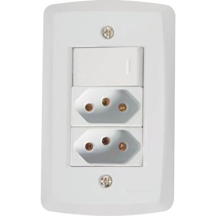 Imagem de Conjunto 4x2 com 1 Interruptor Simples 10 A 250 V e 2 Tomadas 2P+T 20 A 250 V Tramontina Lux2 Branco