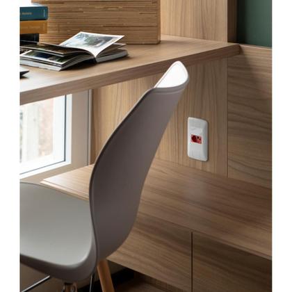 Imagem de Conjunto 4x2 Com 1 Tomada 20A 2P+T Vermelha 250V 57241015 Aria Tramontina