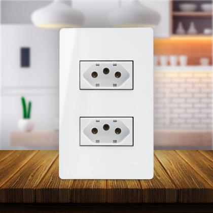 Imagem de Conjunto 4x2 com 2 Tomadas 20A Branco Infiniti Margirius