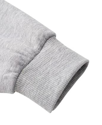 Imagem de Conjunto blusa e calça sem bolsos e sem cordão em moletom flanelado cor cinza claro recomendado para visita em presidio