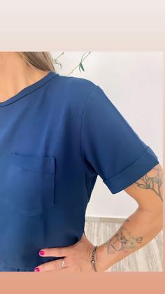 Imagem de Conjunto Blusa e Saia Midi