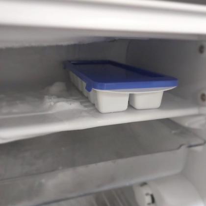 Imagem de Conjunto c/3 forma de gelo com tampa