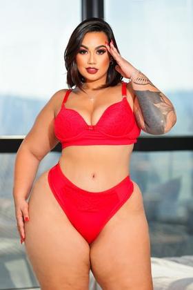 Imagem de Conjunto Calcinha e Sutiã Plus Size Fio Dental Renda Com Bojo