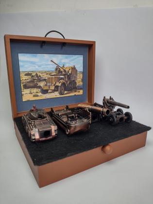 Imagem de Conjunto de 04 miniaturas de Artilharia em metal