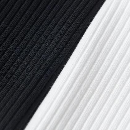 Imagem de Conjunto de 10 Calcinhas Lisas de Algodão - Conforto e Maciez para o Dia a Dia