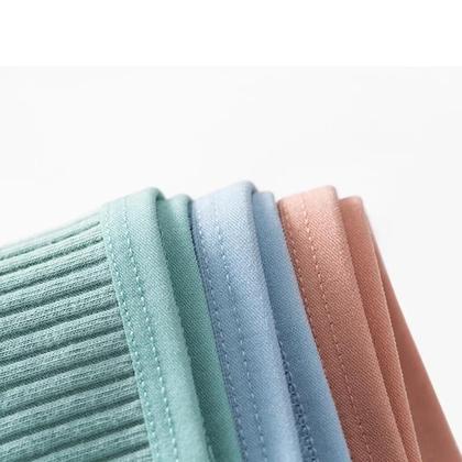 Imagem de Conjunto de 10 Calcinhas Lisas de Algodão - Conforto e Maciez para o Dia a Dia