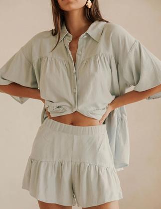 Imagem de Conjunto de 2 peças Outfit Qiaomai: camisa de verão com babados e shorts