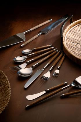 Imagem de Conjunto de 5 Talheres de Aço Inox com Cabo de Cortiça Wolff