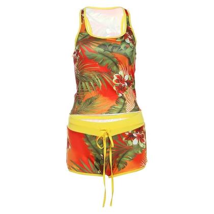 Imagem de Conjunto de Agasalho Feminino Verão - 2 Peças com Estampa Colorida (Regata e Shorts)