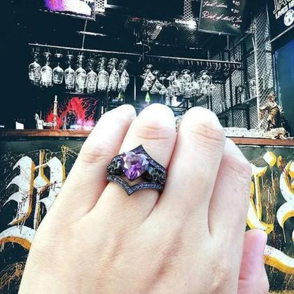 Imagem de Conjunto de Anéis Góticos com Caveira, Coração e Zircônia - Prata, Ouro, Vermelho e Roxo