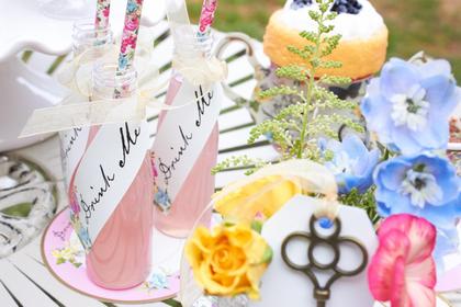 Imagem de Conjunto de bebidas Talking Tables Truly Alice Tea Party (pacote com 6)