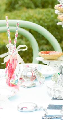 Imagem de Conjunto de bebidas Talking Tables Truly Alice Tea Party (pacote com 6)