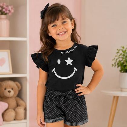Imagem de Conjunto de Blusa e Shorts Cativa
