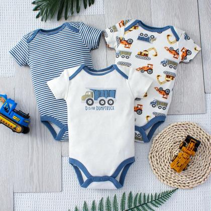 Imagem de Conjunto de Body Bebê Menino Verão - 3 Peças com Desenho de Caminhão