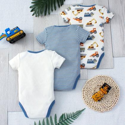 Imagem de Conjunto de Body Bebê Menino Verão - 3 Peças com Desenho de Caminhão