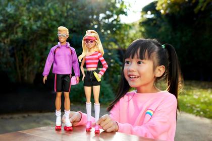 Imagem de Conjunto de bonecas de moda Barbie Fashionistas, 65º aniversário