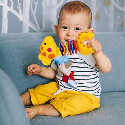 Imagem de Conjunto de brinquedos para bebês AIVIAI Rattles Teether de 0 a 6 meses com caixa de 11 unidades