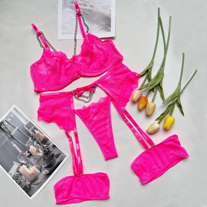 Imagem de Conjunto de Calcinha e Sutiã de Renda com Bojo - Lingerie Feminina