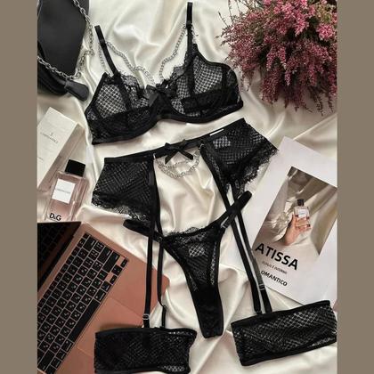 Imagem de Conjunto de Calcinha e Sutiã de Renda com Bojo - Lingerie Feminina