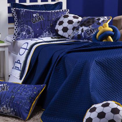 Imagem de Conjunto de Cama Kit SOLTEIRO 06 Peças Colcha Infantil Cobre Leito Dupla Face Futebol Game Azul Marinho com Almofadas Quarto Menino Copa do Mundo