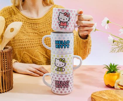 Imagem de Conjunto de canecas Silver Buffalo Sanrio Hello Kitty de 4 peças com prateleira