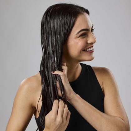 Imagem de Conjunto de cuidados com o cabelo Bumble and bumble Gentle Shampoo e condicionador