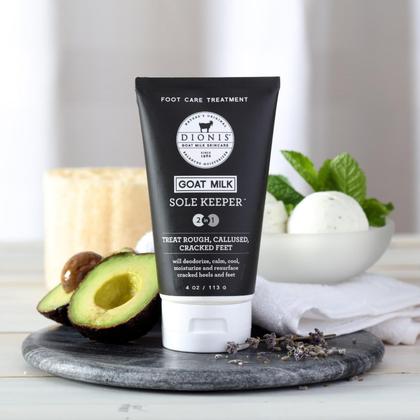 Imagem de Conjunto de cuidados com os pés Dionis Goat Milk Sole Keeper & Soother 120 ml