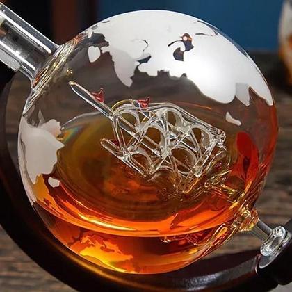 Imagem de Conjunto De Decanter De Uísque Em Forma De Globo, Carafe Sem Chumbo Com Suporte De Madeira E 2