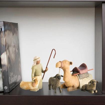 Imagem de Conjunto De Estátuas De Resina Do Nascimento De Jesus Desenhadas À Mão Para Decoração De Sala De