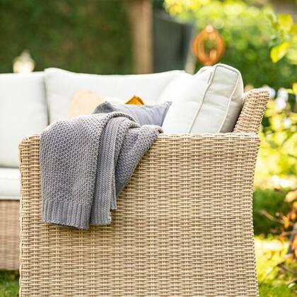 Imagem de Conjunto De Jardim 5 Pecas Sofa Mesa Bege E Branco 7 Lugares
