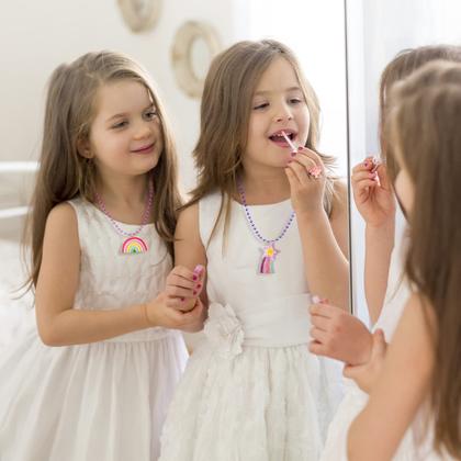 Imagem de Conjunto de joias BeandGE Little Girls Unicorn Colar 4-8 anos