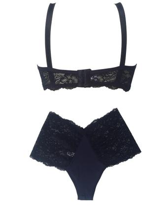 Imagem de Conjunto de lingerie plus size com bojo em microfibra e renda Sensual Preto