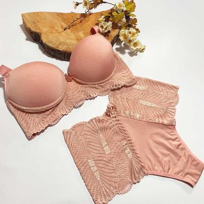 Imagem de Conjunto de lingerie plus size com bojo em microfibra e renda Sensual Rose
