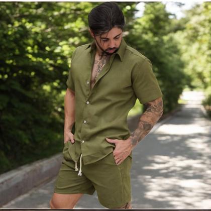 Imagem de Conjunto de Linho Masculino com Camisa de botão e Bermuda Linho
