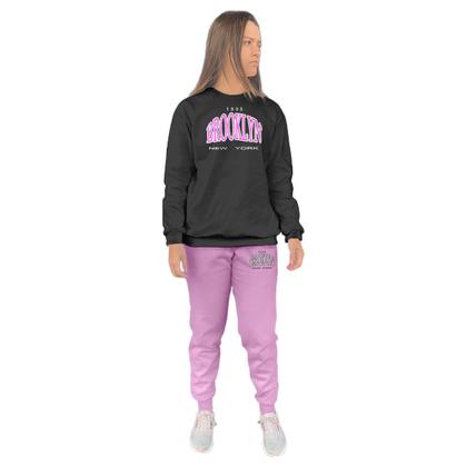 Imagem de Conjunto de Moletom Feminino Blusa Sem Capuz e Calça Jogger Estampado